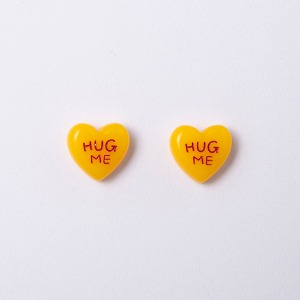 [위클리 신지윤] Hug Me Heart - orange,귀걸이,아크릴귀걸이,마이부